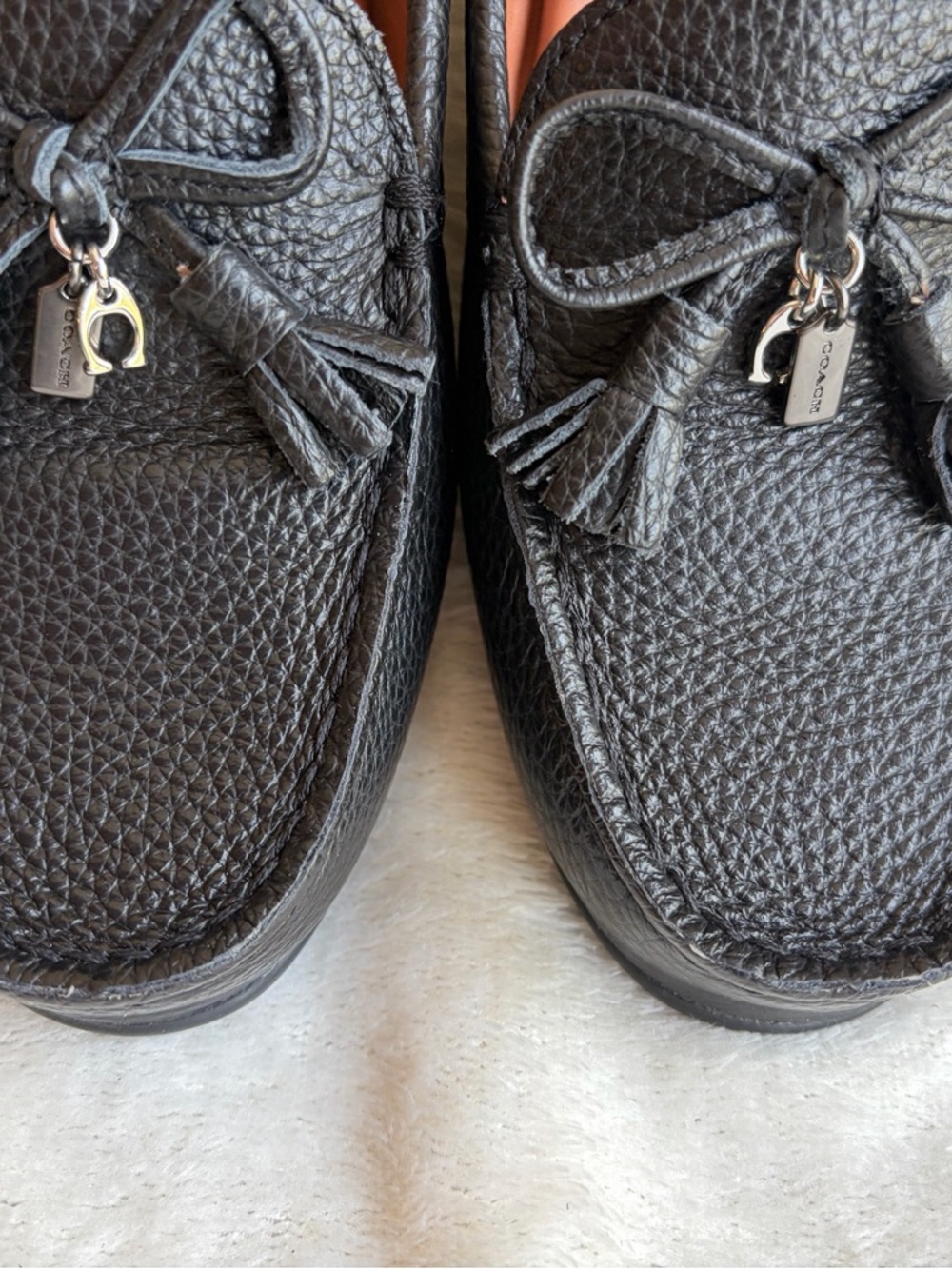 Coach Greenwich Leather Loafer Black Tassel Logo Bow Women's Size 8 B - Picture 4 of 9